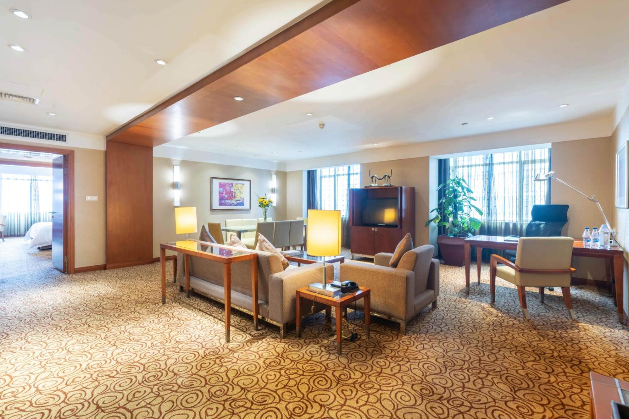Dekin Hotel Chongqing Jiefangbei Exterior photo