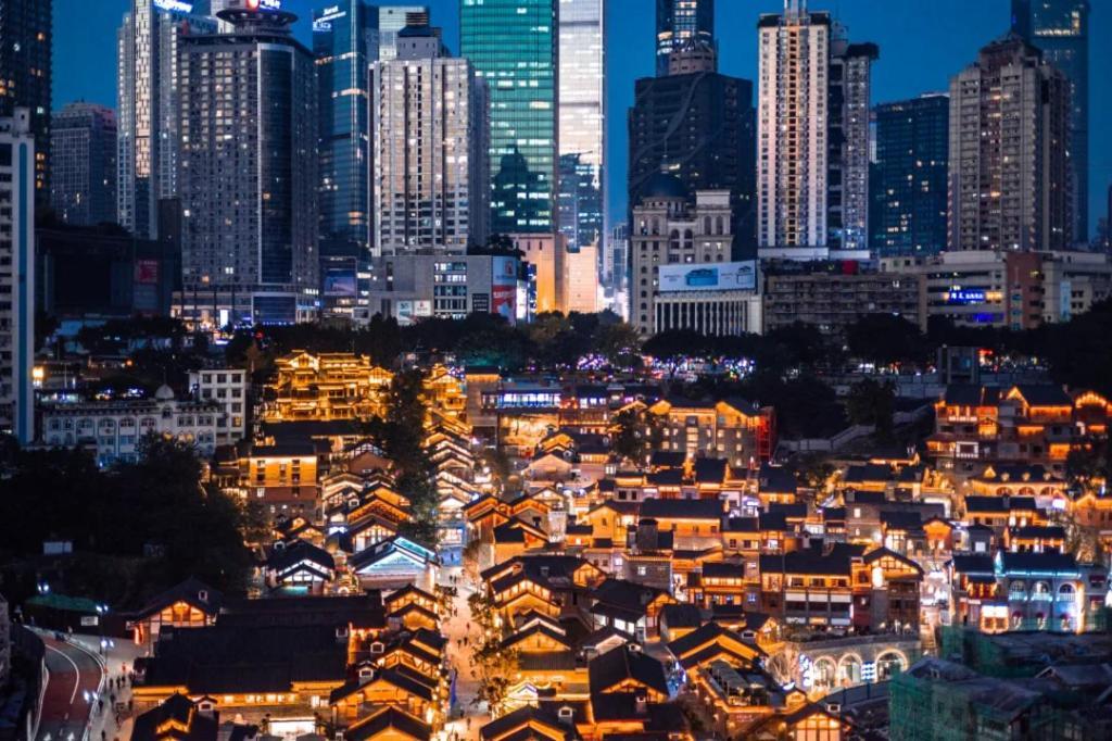 Dekin Hotel Chongqing Jiefangbei Exterior photo